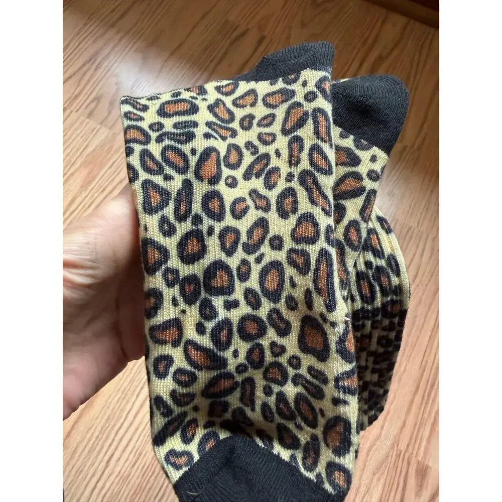 Leppard socks